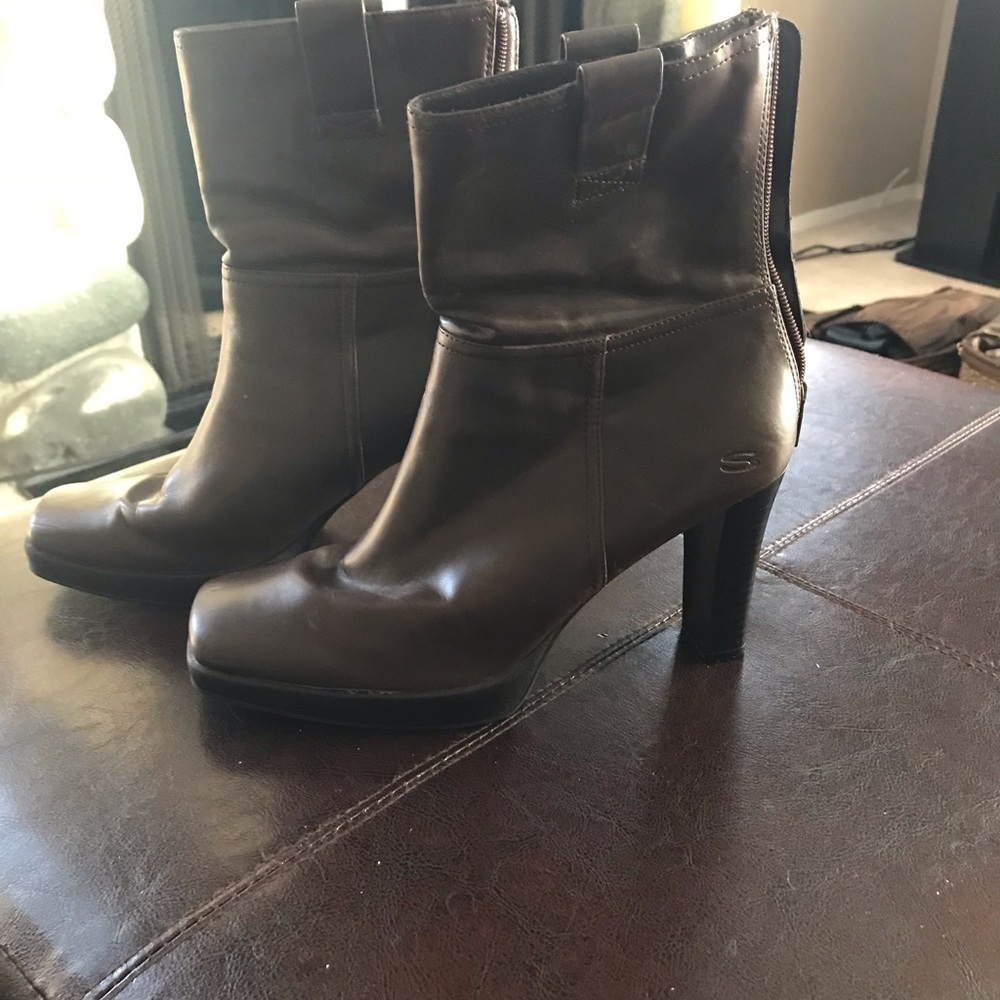 Skechers boots